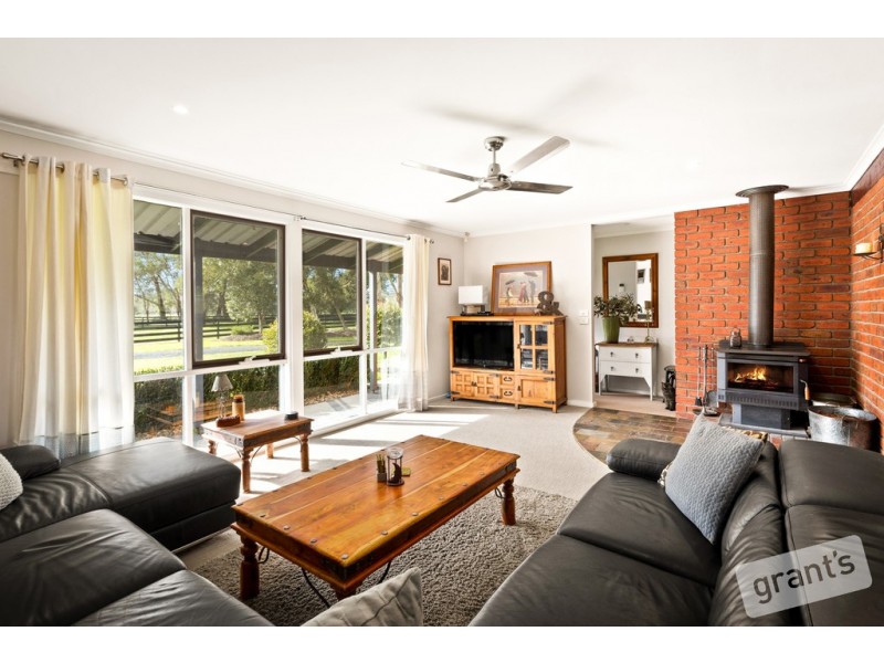 5 Cameron Road, Heath Hill VIC 3981