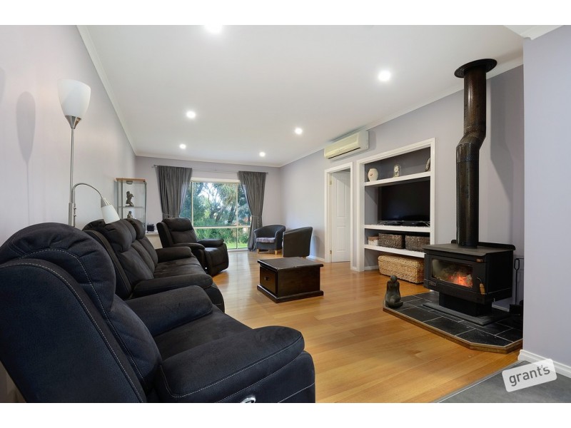 29 Turramurra Road, Maryknoll VIC 3812