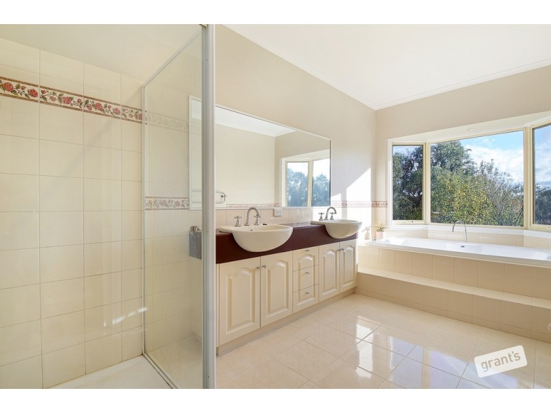 29 Turramurra Road, Maryknoll VIC 3812