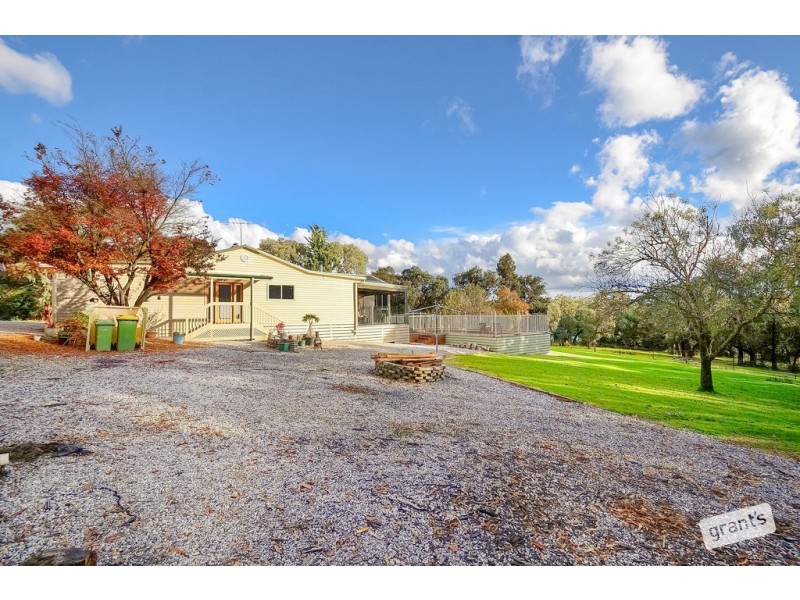 29 Turramurra Road, Maryknoll VIC 3812