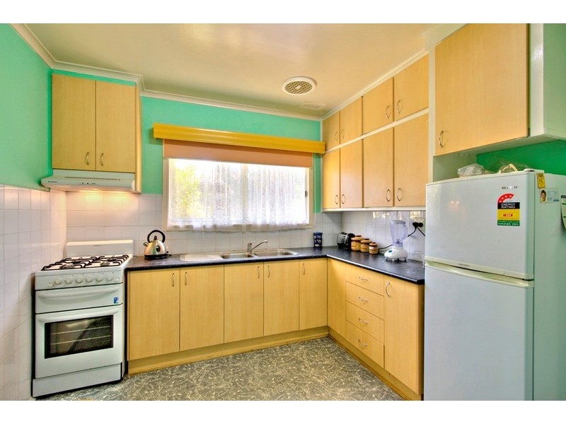 1  Moonah Court, Doveton VIC 3177