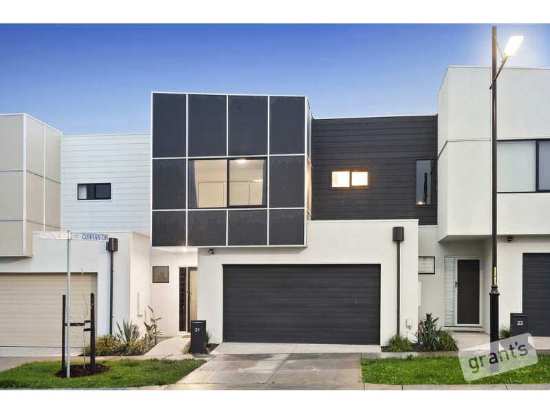 21 Curran Drive, Officer VIC 3809