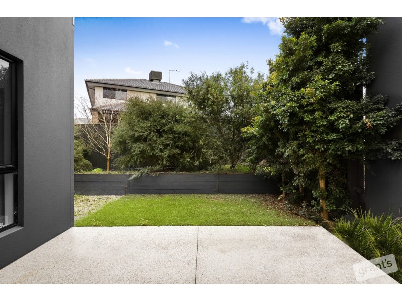 21 Curran Drive, Officer VIC 3809