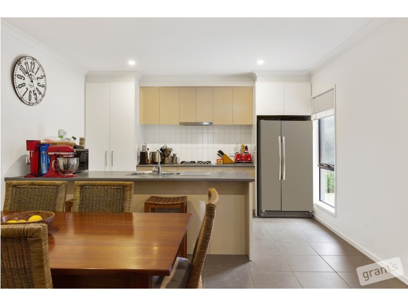 21 Curran Drive, Officer VIC 3809