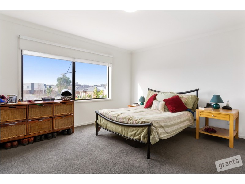 21 Curran Drive, Officer VIC 3809