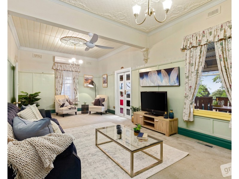 7 George Street, Bunyip VIC 3815