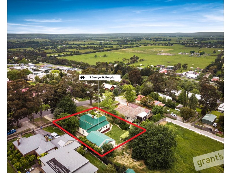 7 George Street, Bunyip VIC 3815
