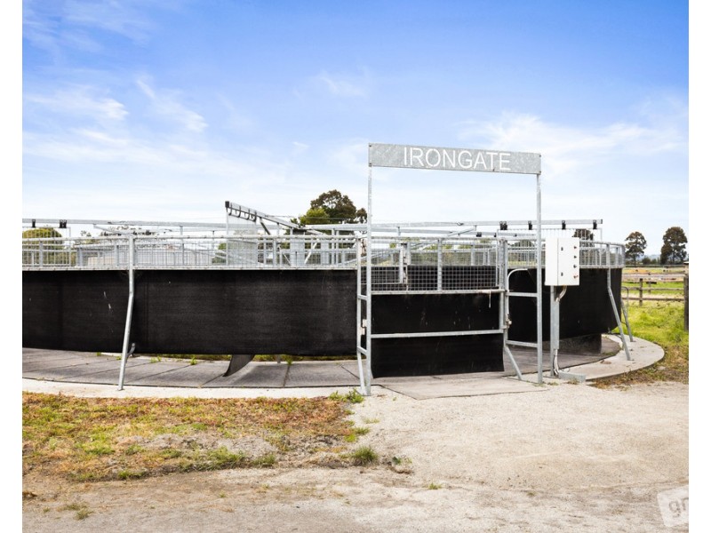 225 Bunyip Modella Road, Bunyip VIC 3815