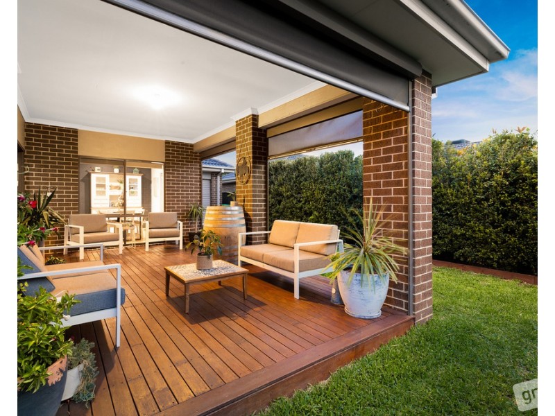 16 Wembley Circuit, Pakenham VIC 3810