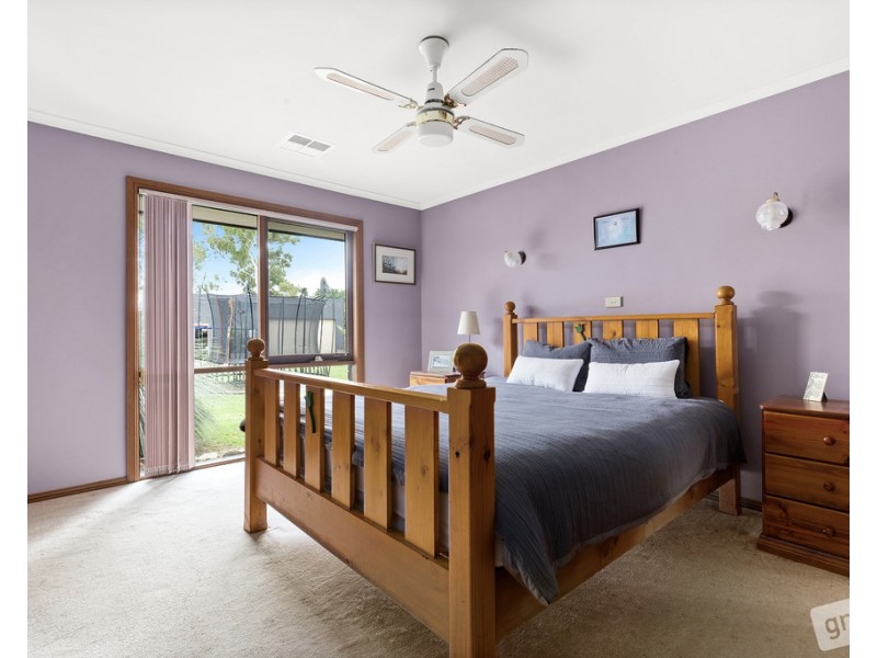 22 Richards Road, Nar Nar Goon VIC 3812