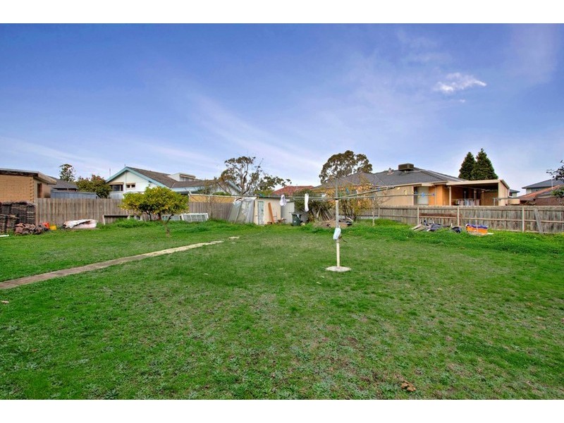 3 Racecourse Road, Noble Park VIC 3174