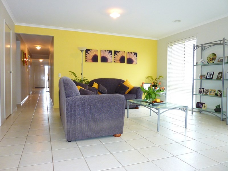 7 Buchan Green, Pakenham VIC 3810