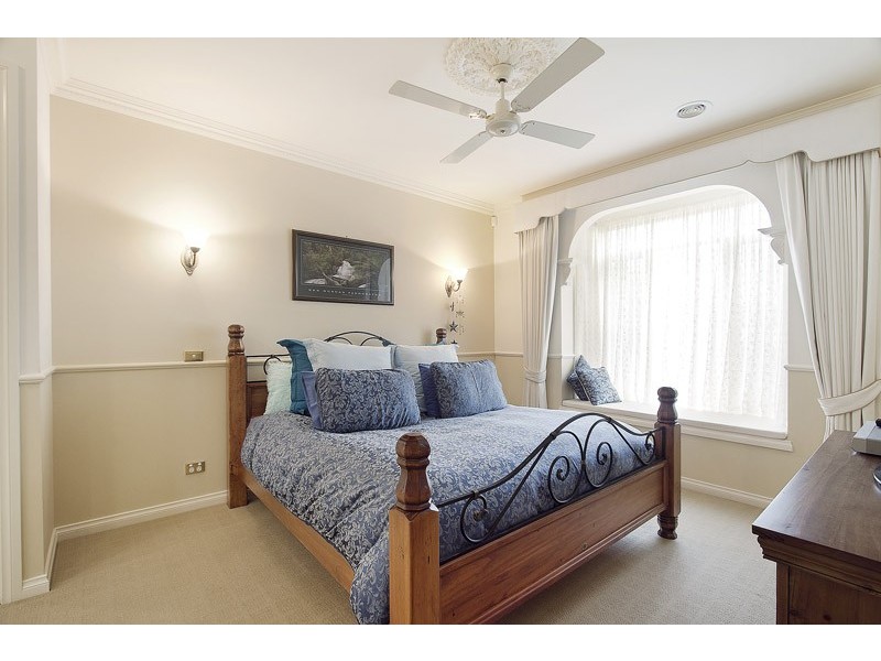 11 Tasman Way, Pakenham VIC 3810