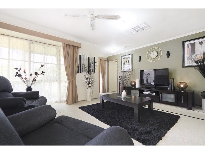 14 Cantle Close, Pakenham VIC 3810