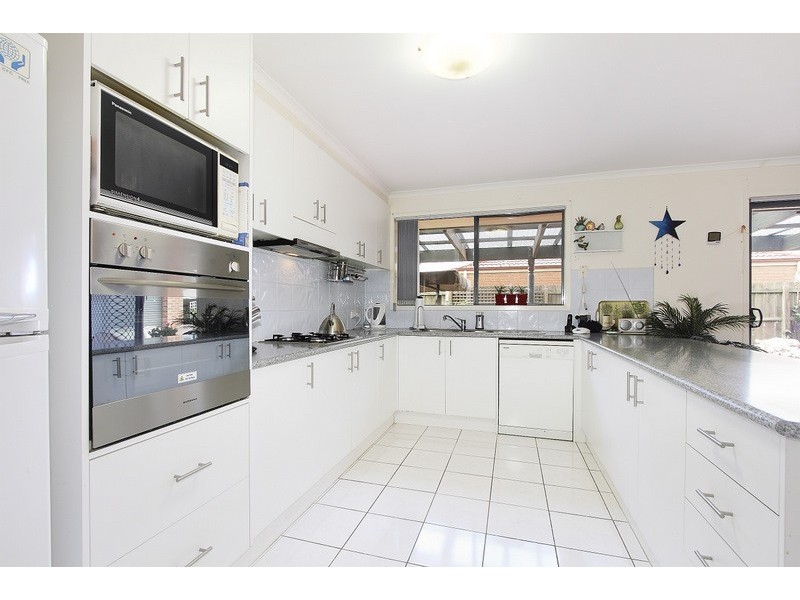 10 Wisteria Court, Pakenham VIC 3810