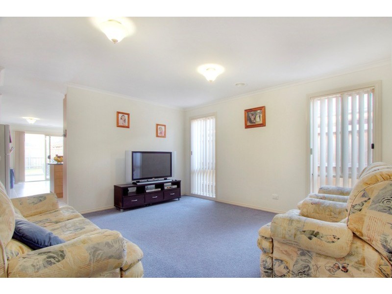 39 Irving Road, Pakenham VIC 3810