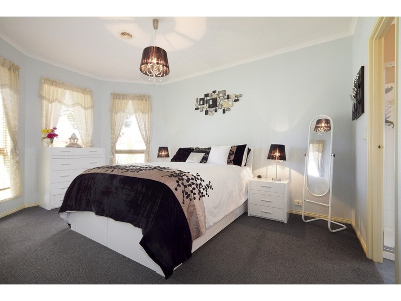 3 Ashwood Grove, Pakenham VIC 3810