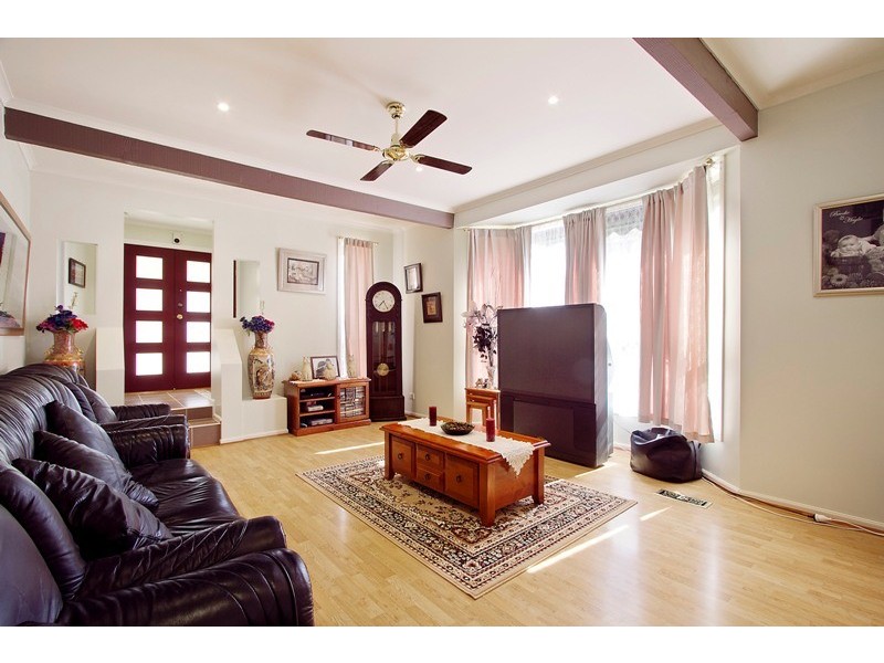 107 Duncan Drive, Pakenham VIC 3810