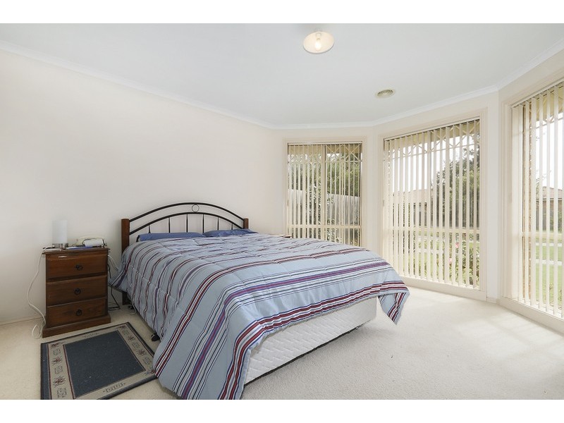 65 Howey Road, Pakenham VIC 3810