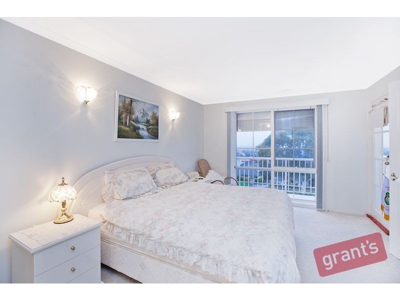 10 Highland Drive, Pakenham VIC 3810