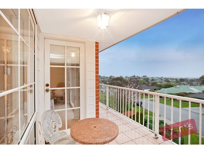 10 Highland Drive, Pakenham VIC 3810