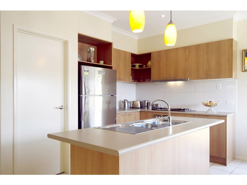 18 Bohemia Crescent, Pakenham VIC 3810