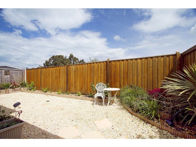 18 Bohemia Crescent, Pakenham VIC 3810