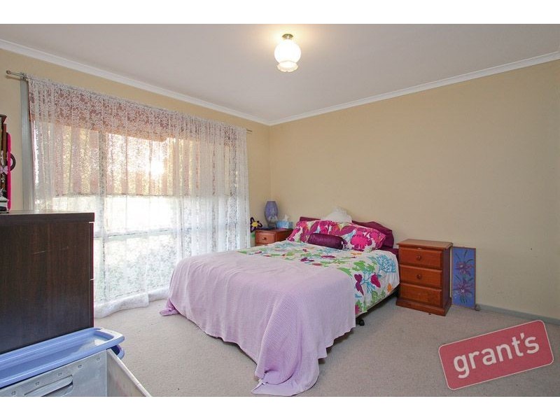 60 Racecourse Road, Pakenham VIC 3810