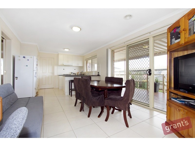 20 Ash Crescent, Pakenham VIC 3810