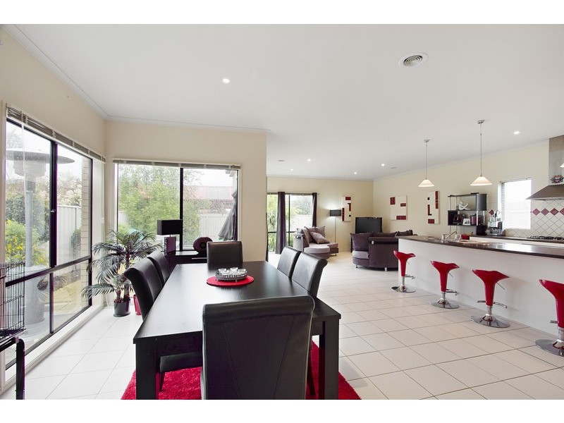 7 Hopkins Pass, Pakenham VIC 3810