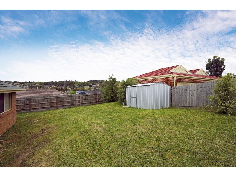 40 Manna Gum Drive, Pakenham VIC 3810