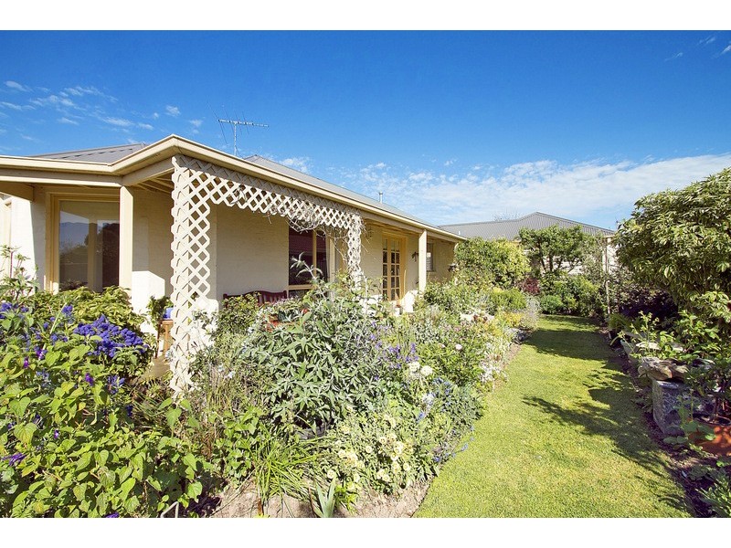 7 Oxley Drive, Pakenham VIC 3810