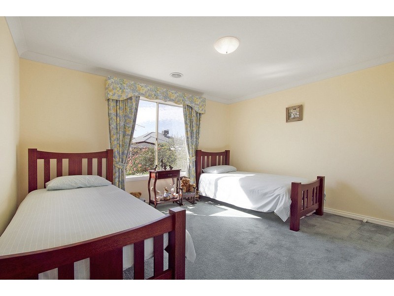 7 Oxley Drive, Pakenham VIC 3810