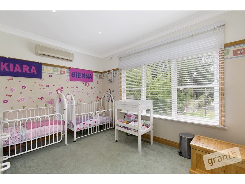 34 Ahern Road, Pakenham VIC 3810