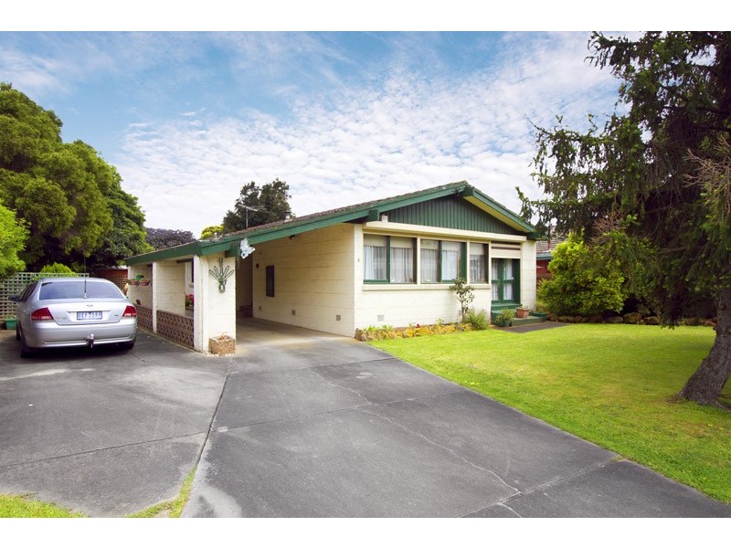 3 Charles Street, Pakenham VIC 3810