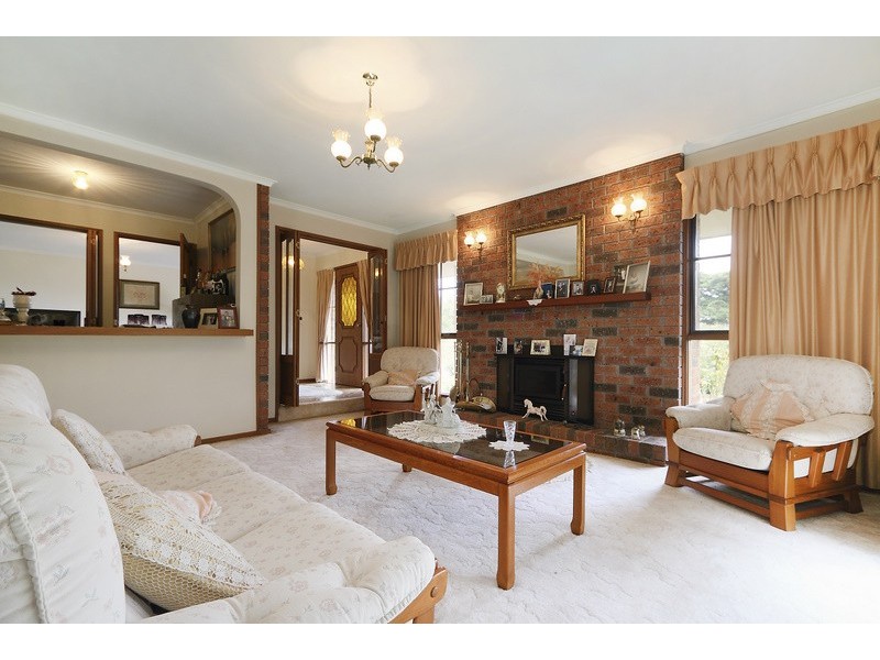 625 Bunyip-Modella Road, Iona VIC 3815