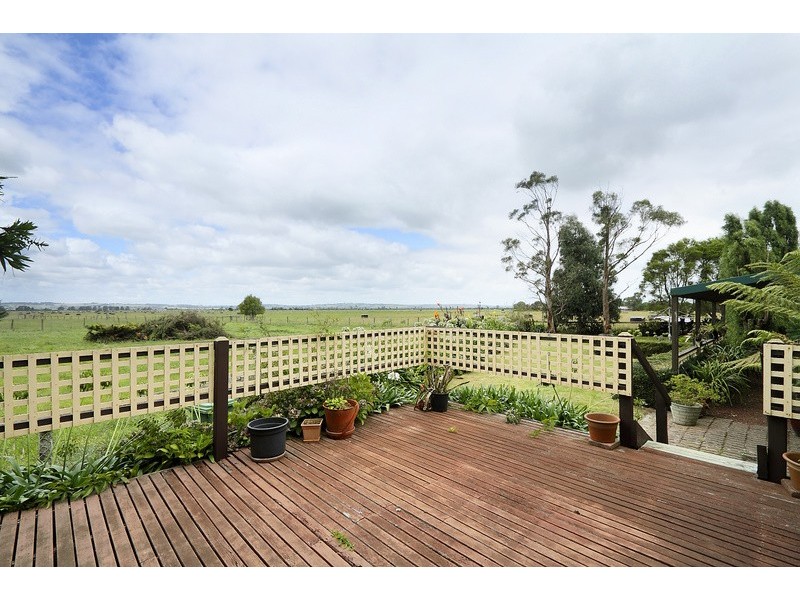 625 Bunyip-Modella Road, Iona VIC 3815