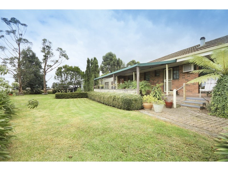 625 Bunyip-Modella Road, Iona VIC 3815