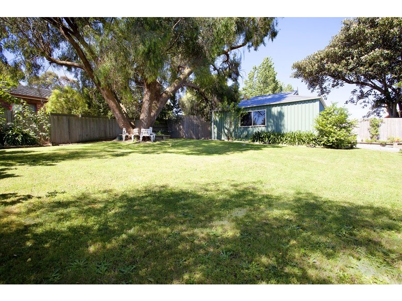 21 Jacqueline Place, Pakenham VIC 3810