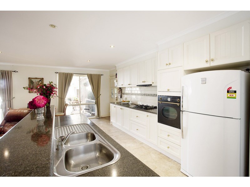 21 Jacqueline Place, Pakenham VIC 3810