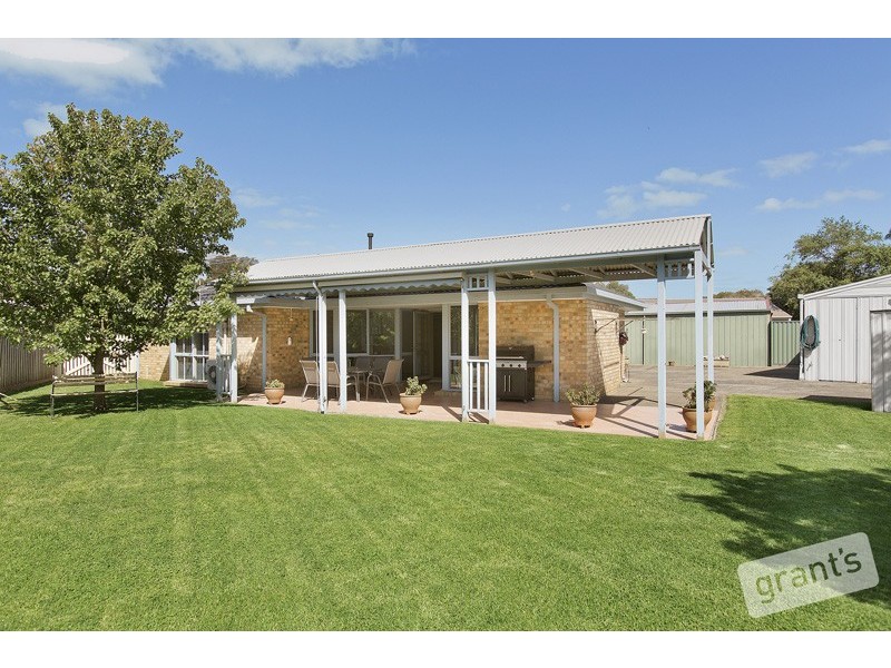 12 Isaac Court, Pakenham VIC 3810