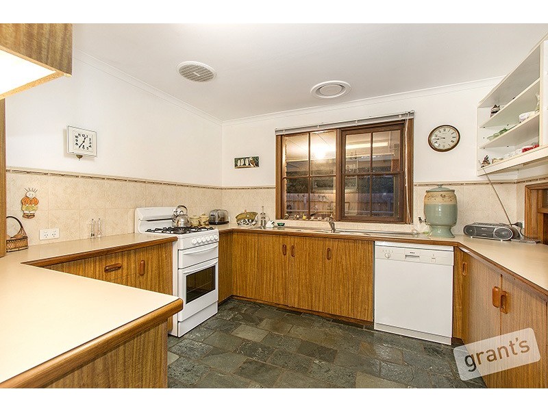 8 Martin Place, Pakenham VIC 3810