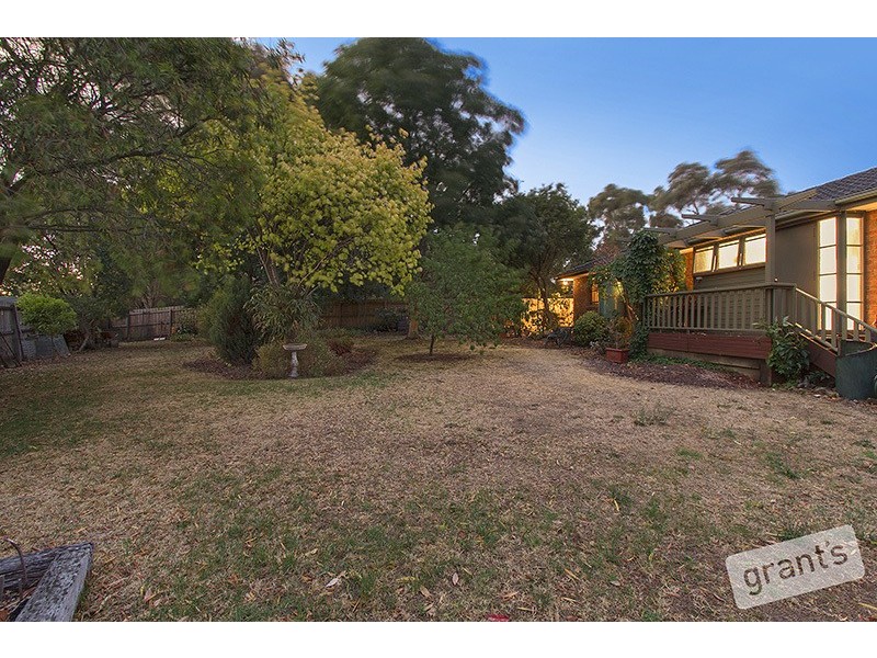 8 Martin Place, Pakenham VIC 3810