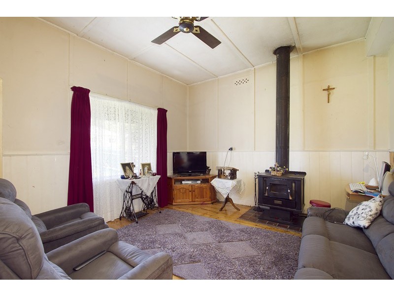 6 Webb Street, Bunyip VIC 3815