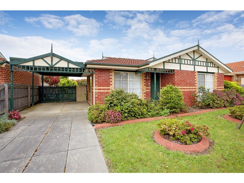 6 Warrawong Drive, Berwick VIC 3806