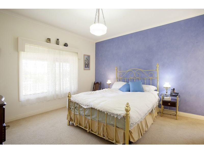 21 Jacqueline Place, Pakenham VIC 3810