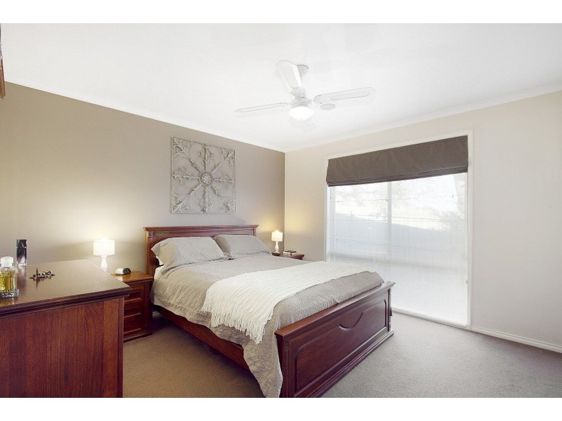 2 Kerry Place, Garfield VIC 3814