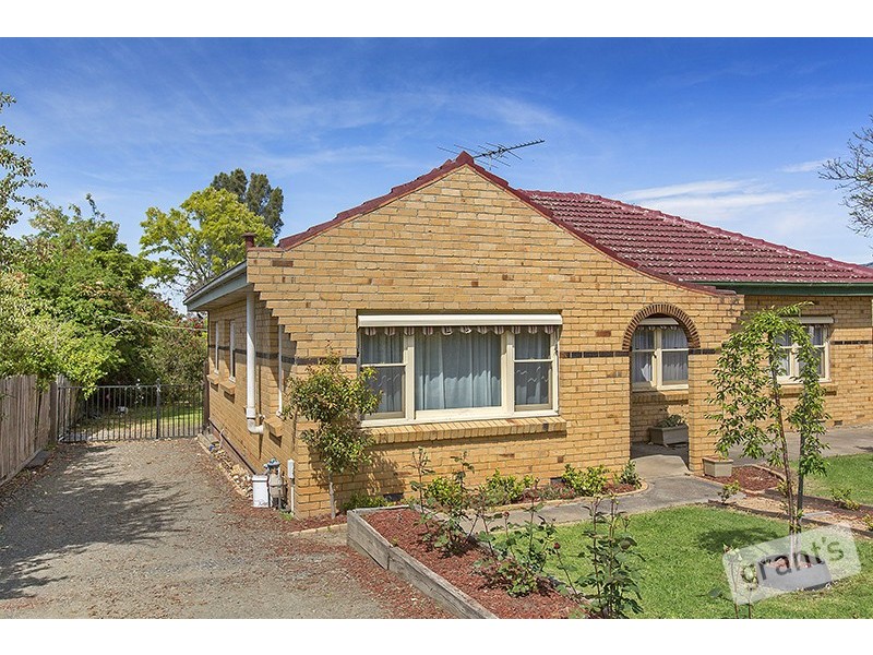 43 Princes Highway, Pakenham VIC 3810
