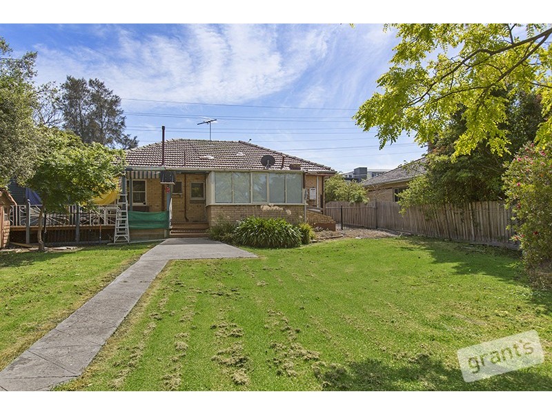 43 Princes Highway, Pakenham VIC 3810