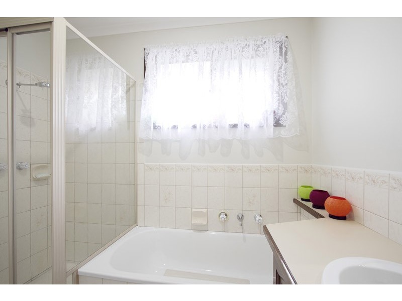 6 Rachael Court, Pakenham VIC 3810